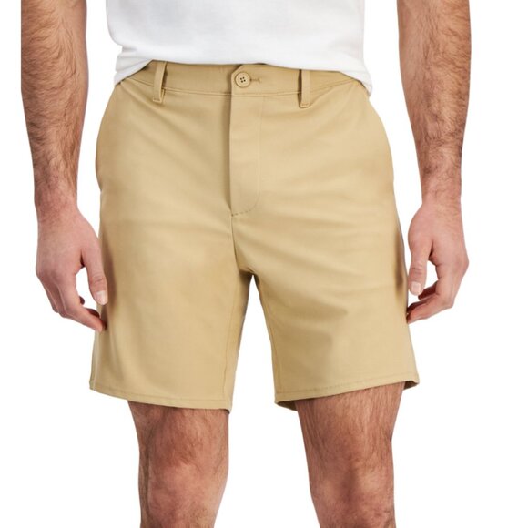 Michael Kors Men's Benjamin Tech 8'' Shorts - Picture 1 of 5